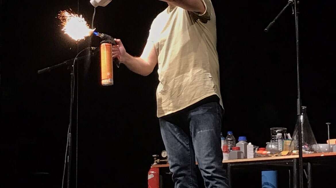 „Експлодирајућа открића“ Милана Поповића