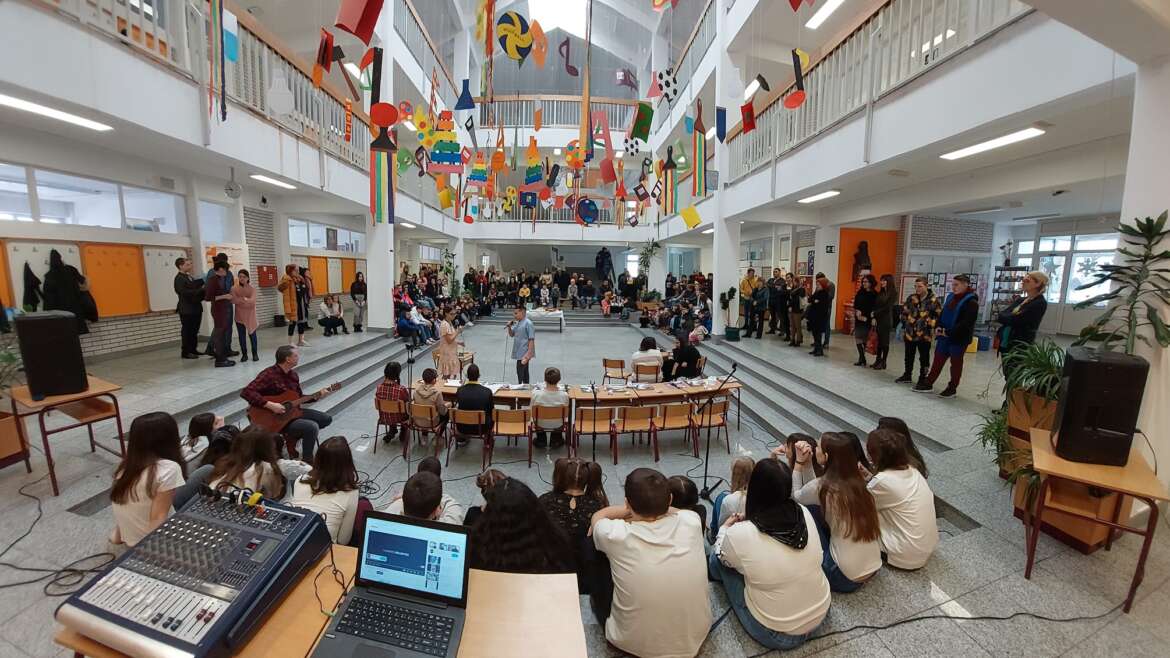 Светосавска академија