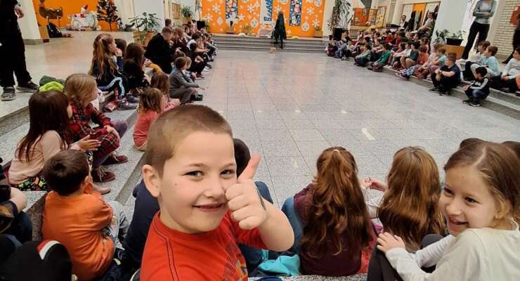 Позоришне представе