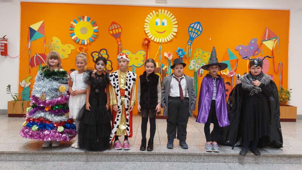 Маскенбал у школи